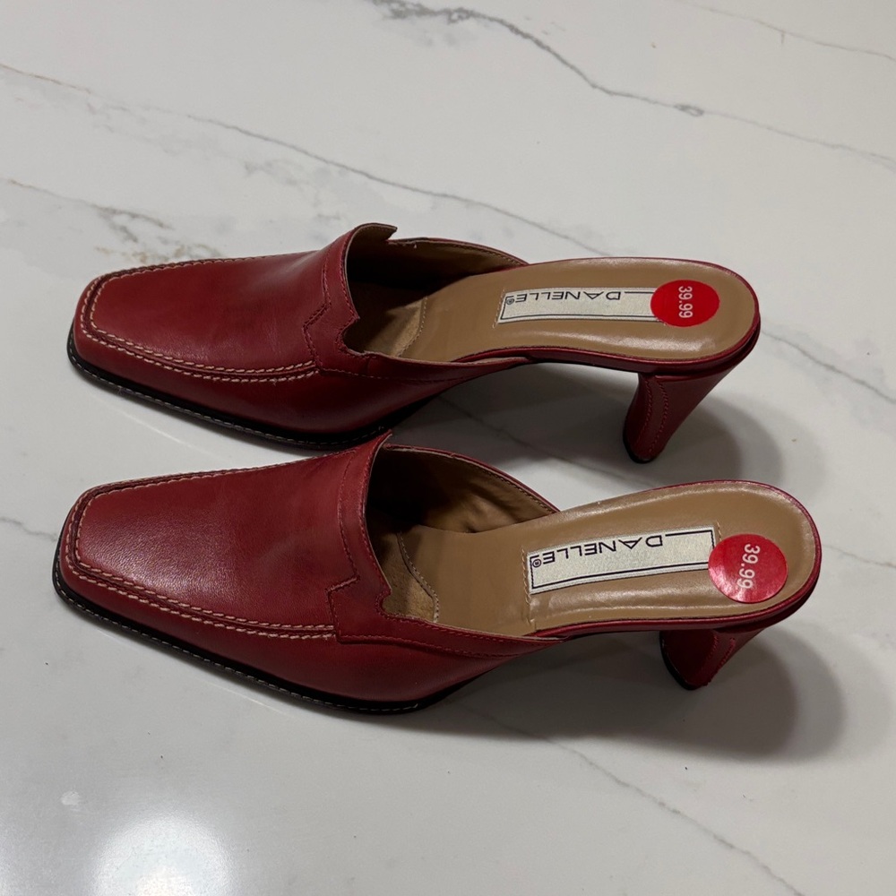 Danelle Red Women's Shoes CB - Picture 8 of 13
